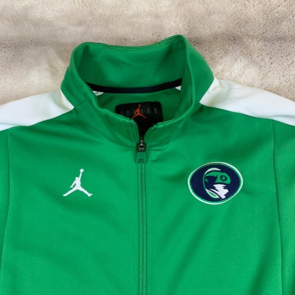 Air Jordan Mens Green White Full Zip Track Jacket XL Jumpman Patch - Picture 2 of 10